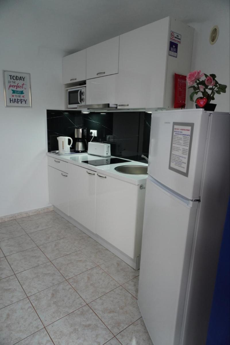Enjoy Your Privacy In Premium Bungalows Bahia Feliz-A With Terrace Playa Del Aguila  Exteriör bild